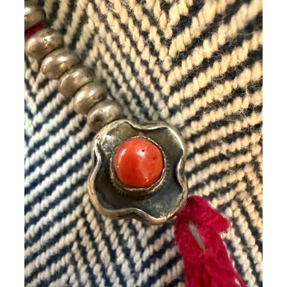 Tibetan Ritual Green Beaded Necklace With Lapis Lazuli Pendant Red Tassels - Picture 8 of 11